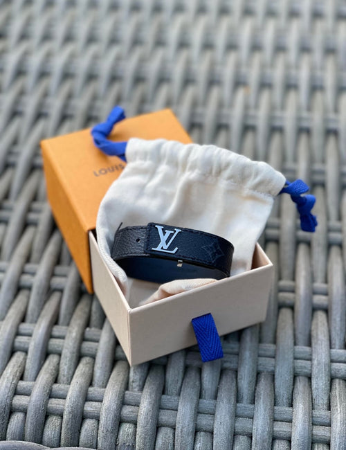 Brazalete LV Slim
